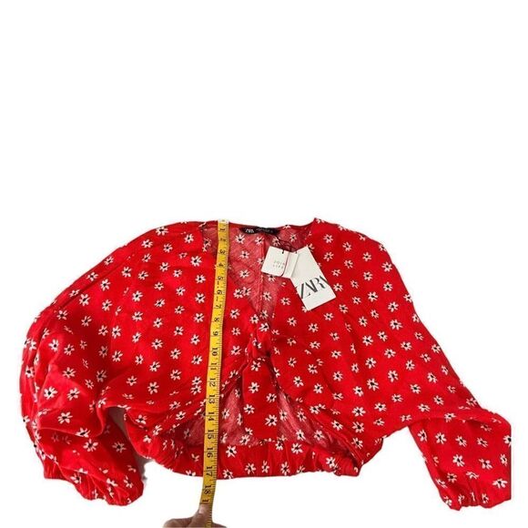 Zara red front tie floral crop blouse size medium NWT - Picture 7 of 9